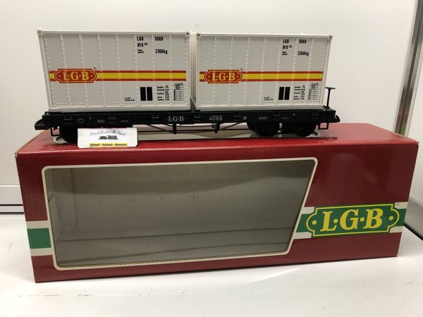 LGB 4069 Spur G Containerwagen 4-Achsig beladen mit 2 Containern